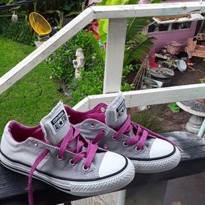 💚converse sneakers